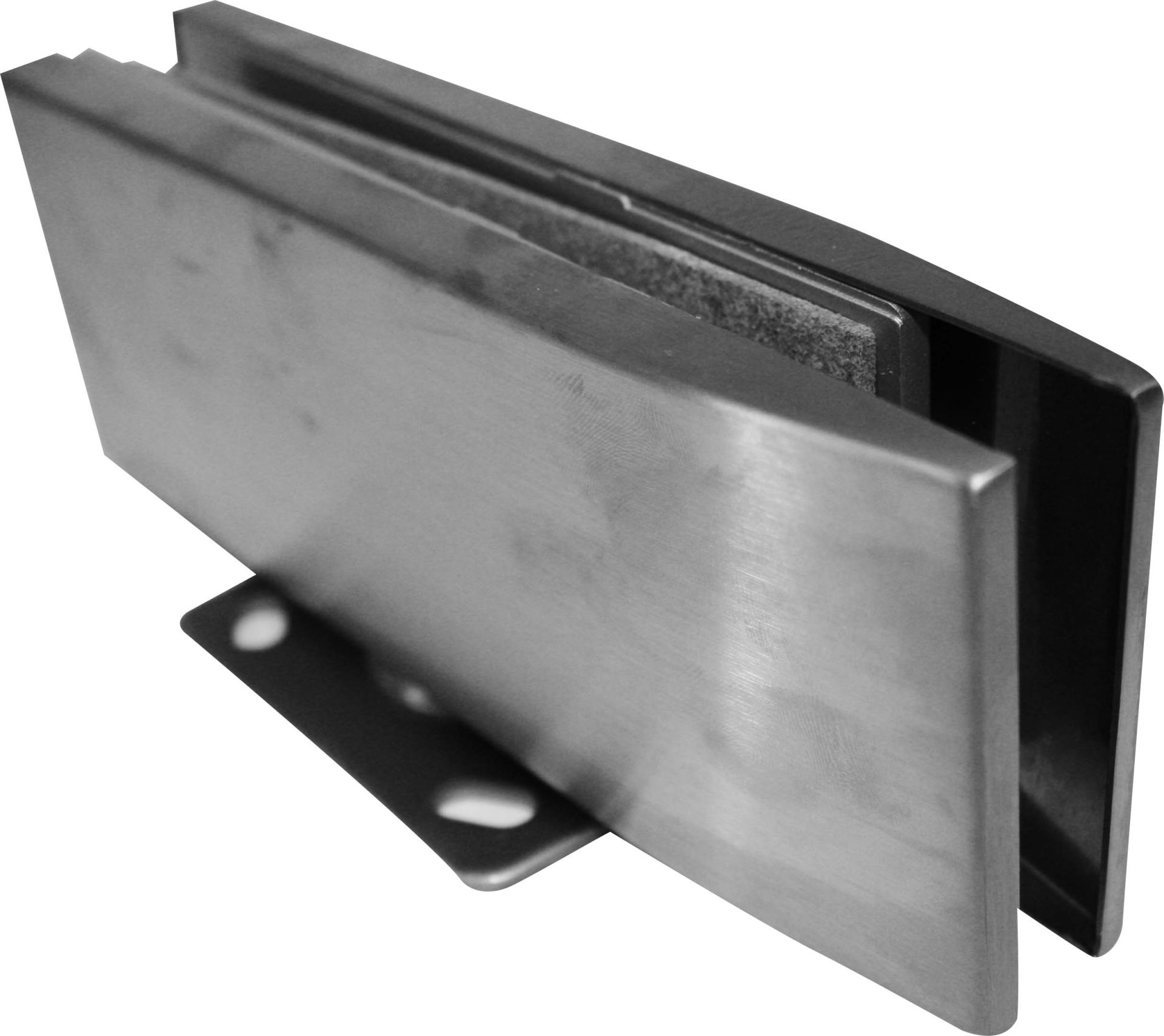 CIERRA PUERTA SUPERIOR A MURO Y ANTEPECHO